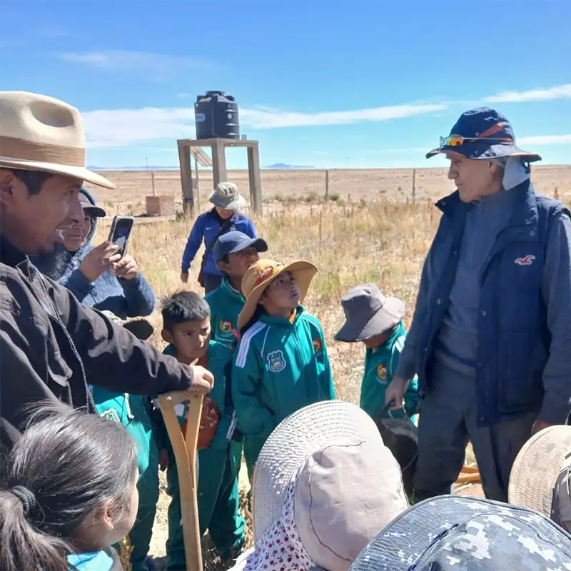 Um eine echt nachhaltige Wirkung zu erzielen, legt ECOTOP großen Wert darauf, auch Kinder und junge Menschen zu schulen. Um eine echt nachhaltige Wirkung zu erzielen, legt ECOTOP großen Wert darauf, auch Kinder und junge Menschen zu schulen.
